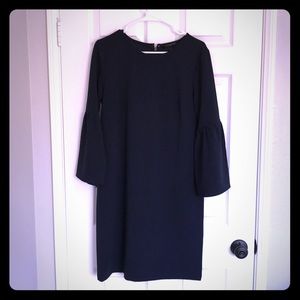 Banana Republic navy shift dress w/ bell sleeves M